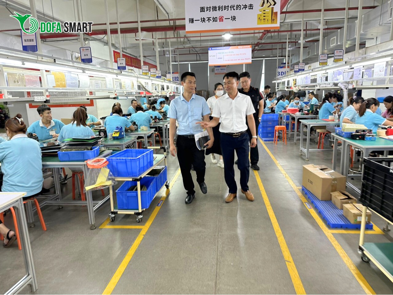 Trao-doi-chien-luoc-phat-trien-dai-han-cho-dai-san-pham-thiet-bi-thong-minh-trong-tuong-lai