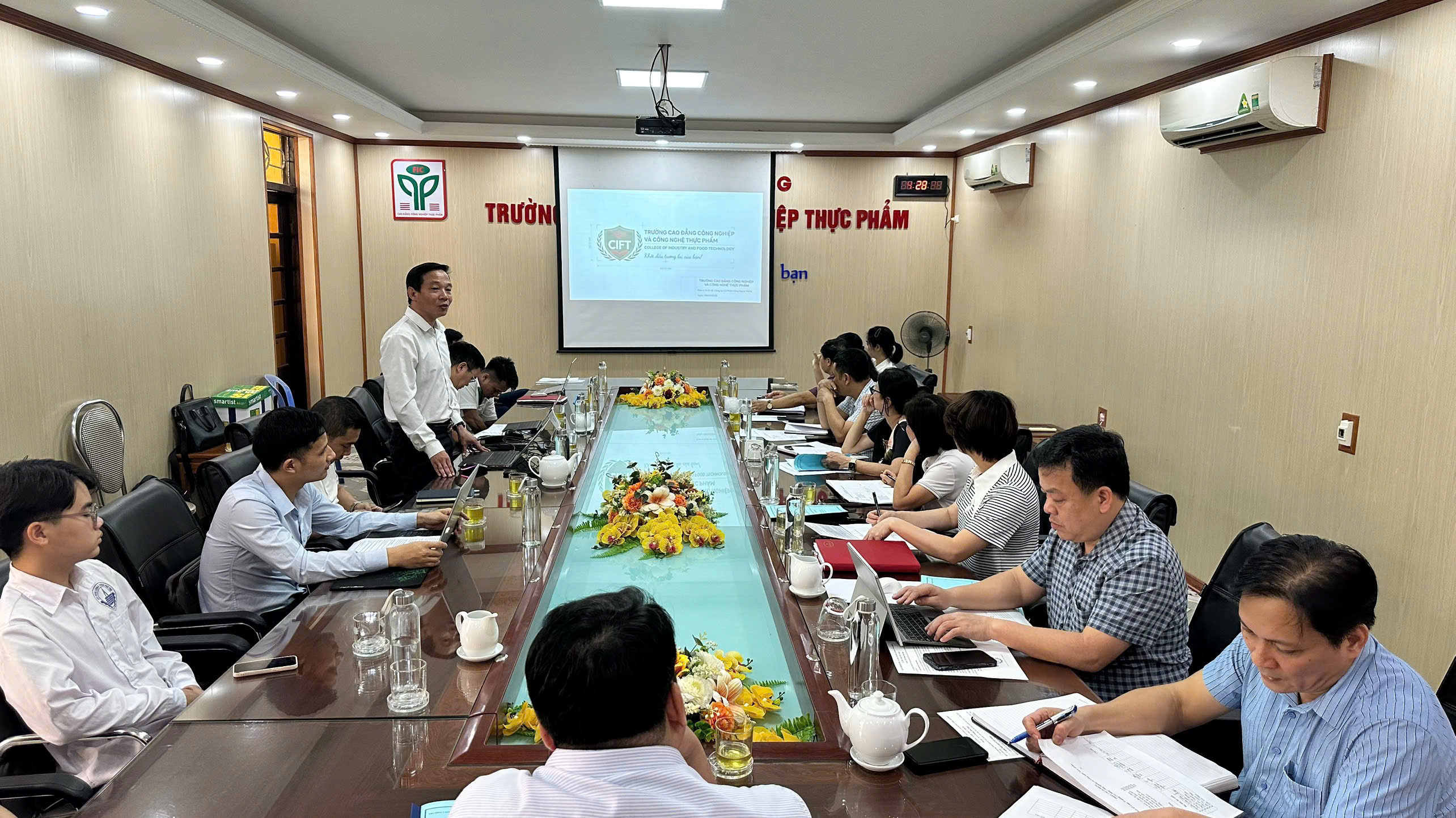 DOFA-TECH-dong-hanh-cung-CIFT-trong-xay-dung-logo-va-phat-trien-website-