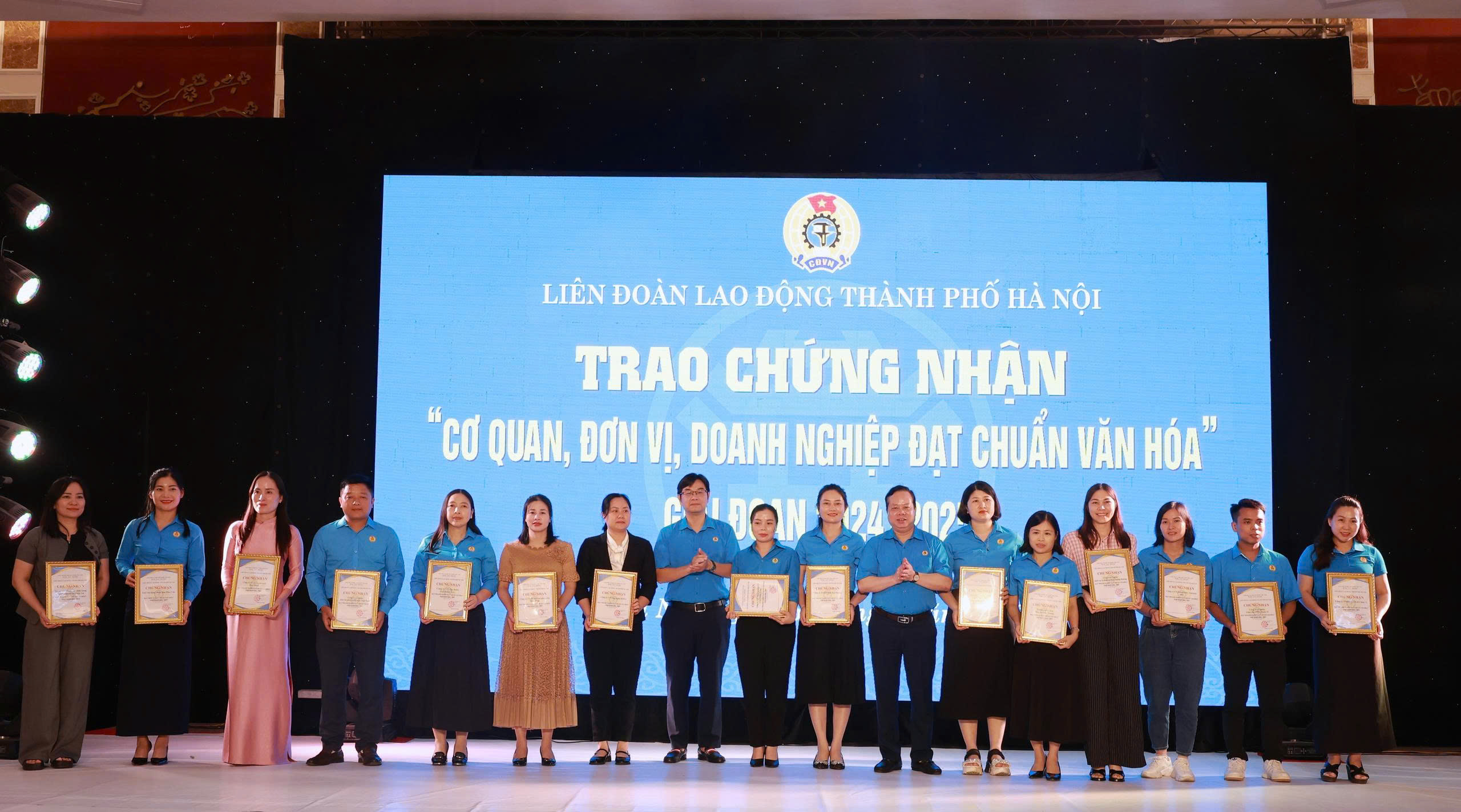 DOFA TECH vinh dự nhận chứng nhận